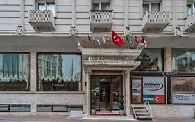 Hotel Kuran 3*